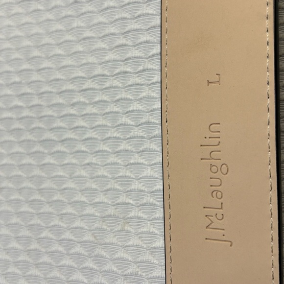 J McLaughlin Black Leather Belt - Picture 5 of 9